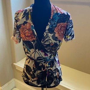 Lucky Brand fully lined floral wrap shirt